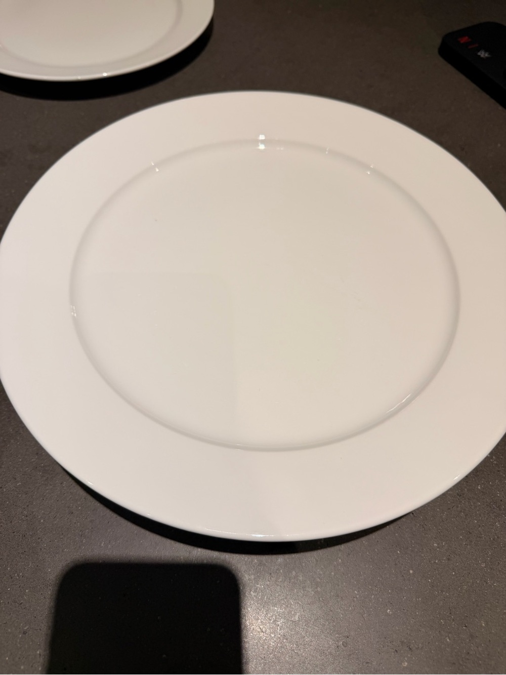 Wilmax England Porcelin White Ceramic Dinner Plate set of 3 12 inch - Picture 4 of 5